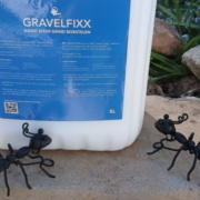GRAVELFIXX hoffelijk voor dieren. GRAVELFIXX hoffelijk voor dieren.